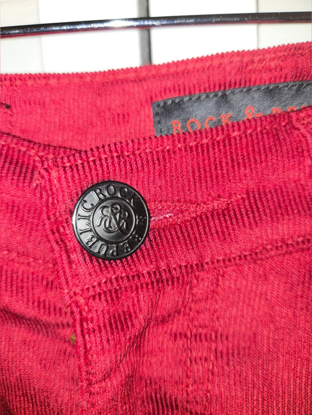 Rock & Republic Burgundy Red Corduroy Low Rise Skinny Pants Size 4 Soft Ribbed - Picture 3 of 12